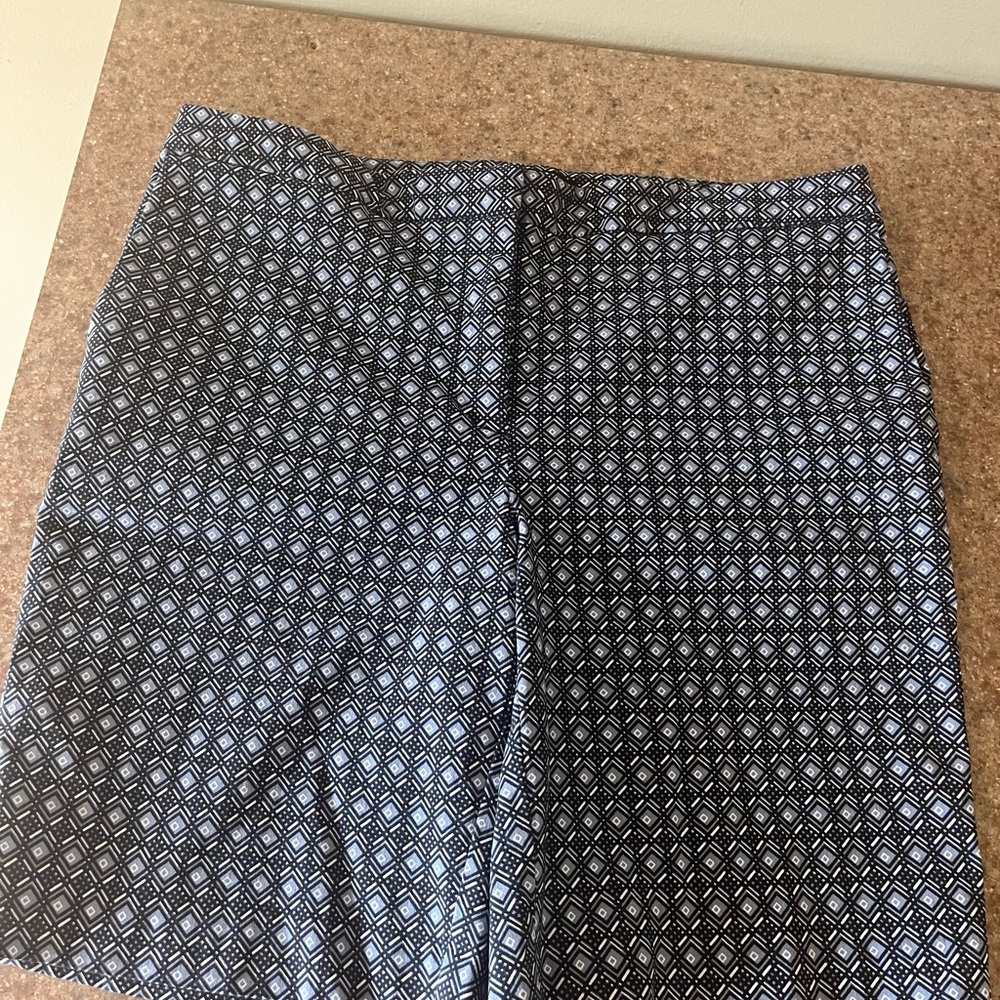 Women’s Mario Serrani Italy Size 10 Shorts